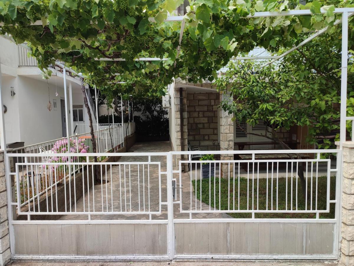 Apartments By The Sea Podaca, Makarska - 2576 Dış mekan fotoğraf