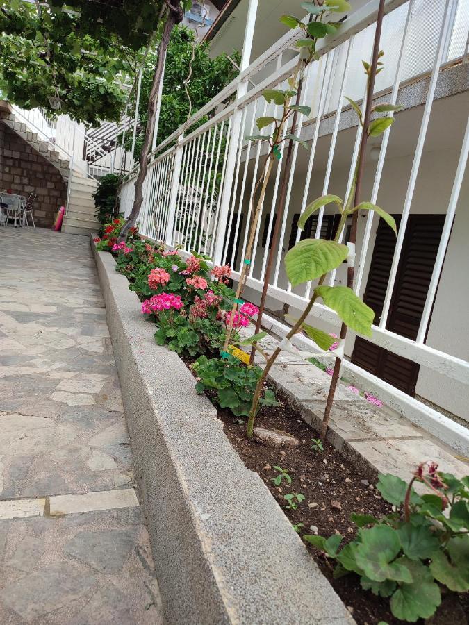 Apartments By The Sea Podaca, Makarska - 2576 Dış mekan fotoğraf